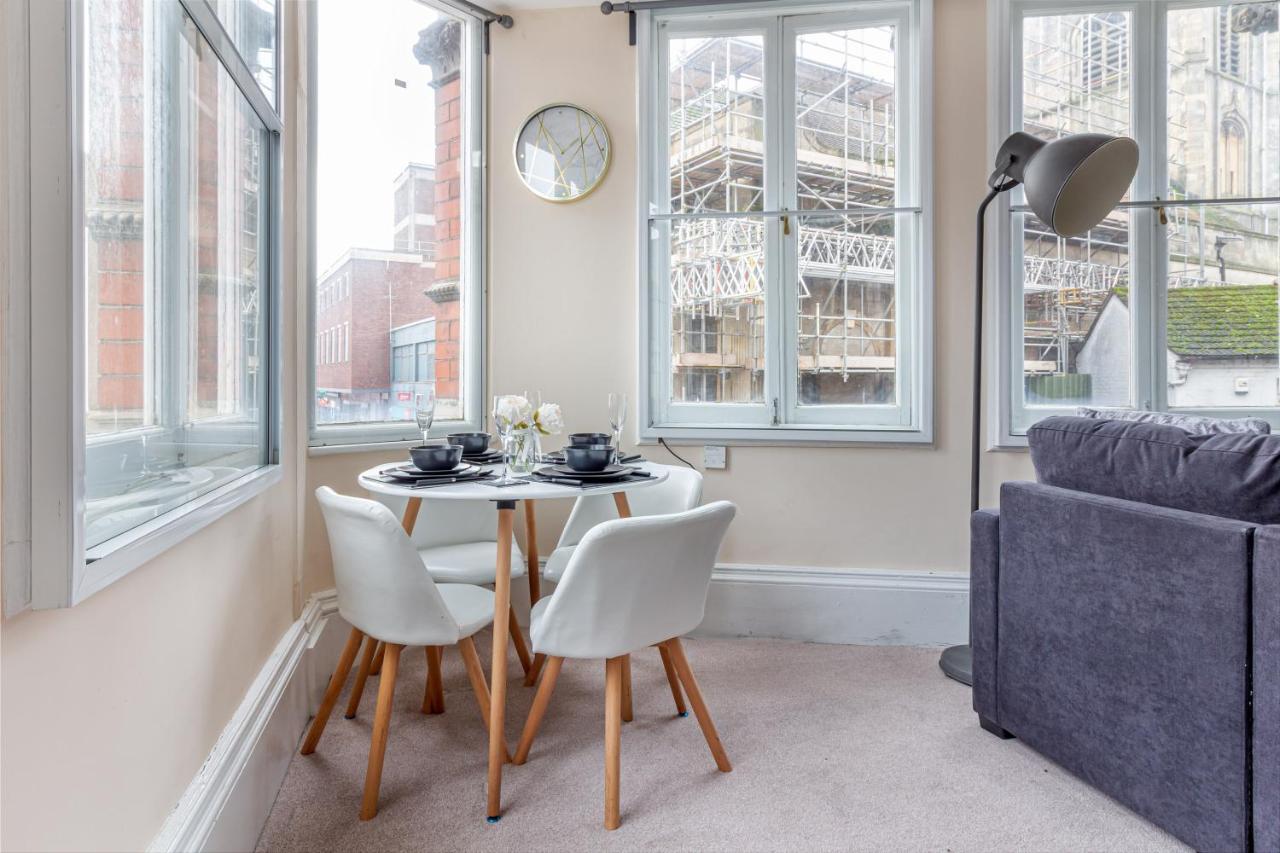 Guest Homes - Trinity Flat Worcester Luaran gambar